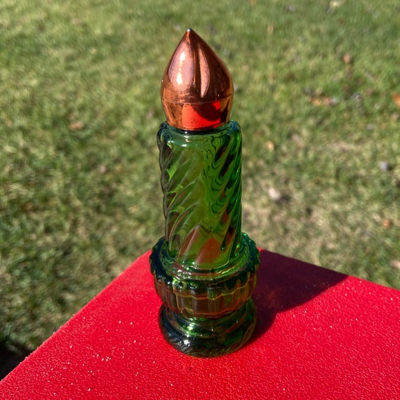 Avon Green Glass Candle - Picture 3 of 7